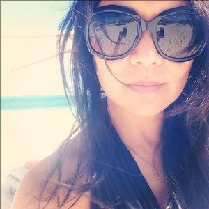 Meet your Posher, Tina